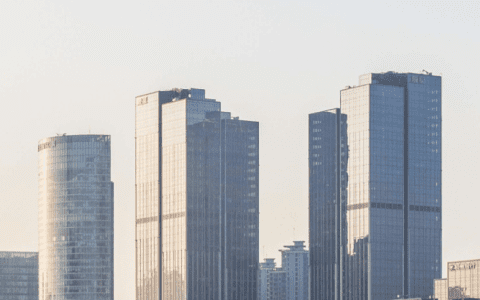 郭广昌该不该怒？