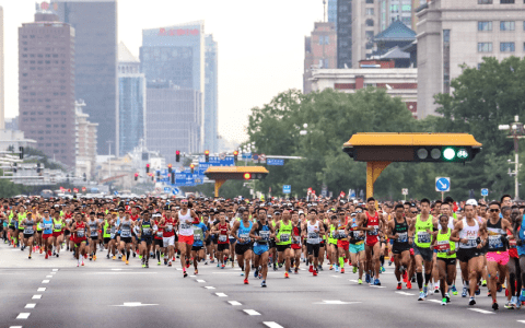 「奔跑」的北马：谁在营销？谁在赚钱？