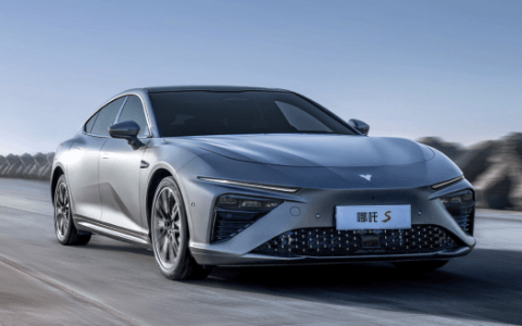 新势力排行榜出炉，哪吒汽车蝉联销冠