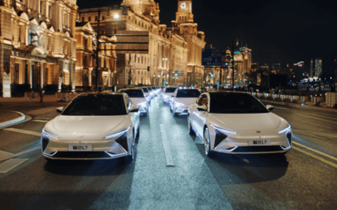 违章！上汽智己汽车CEO刘涛高速违规驾驶，竟是为了......