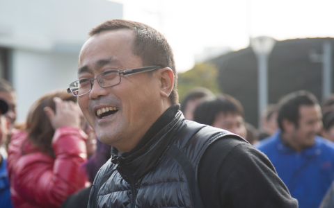 乐歌股份月薪2万请保镖，自称曾遭死亡威胁的董事长是何来头？