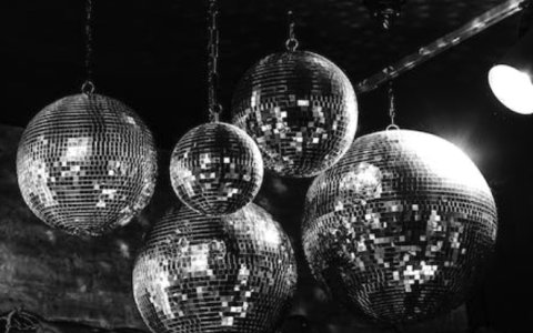 KTV「消亡史」：辉煌、挫折与新生