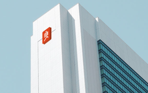 下沉市场击穿良品铺子的零食航母