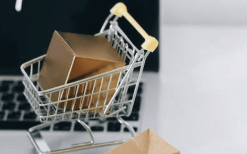 “疯狂小杨哥”带货产品屡遭打假 不能简单以下架了之