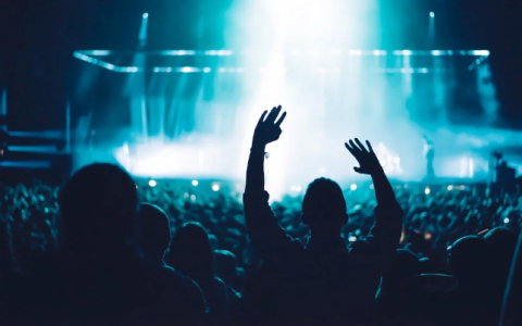 不烧钱，爱奇艺还能有爆款吗？｜贰月大变局