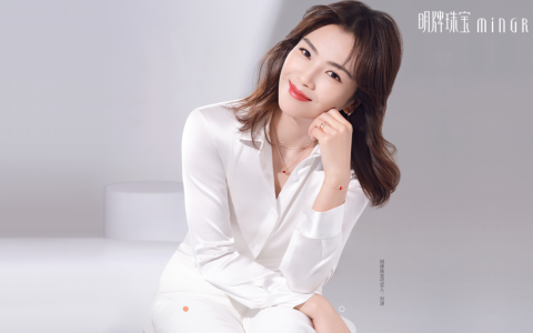 「不务正业」被警示，刘涛代言的珠宝家族困在资本运作里？