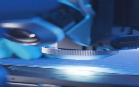 晶澳科技一季度利润翻三倍，股价为何萎靡不振？