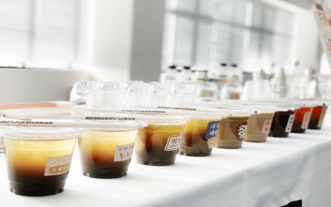 蔡国庆代言元气森林，谁给“土洋结合”买帐？