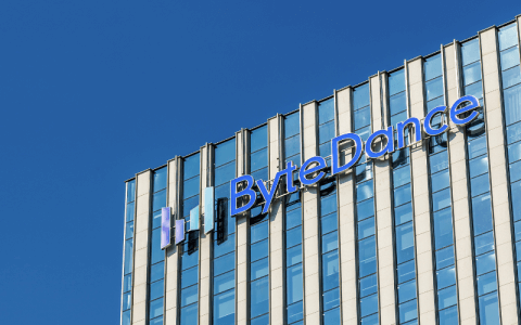 张一鸣继续砍砍砍