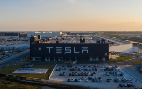 马斯克10年中国行，特斯拉市值从300亿到6000亿