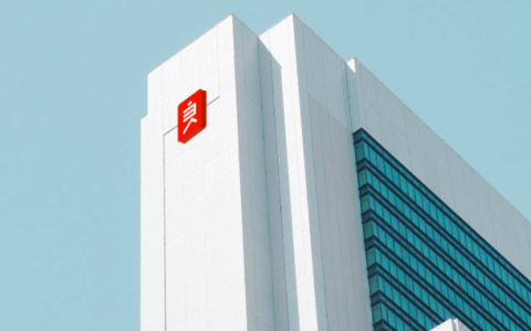 良品铺子为何卖不动呢？