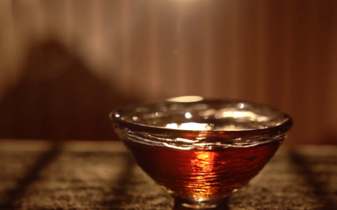 港股将迎第二家茶企，73岁创始人能否讲好高端茶故事？