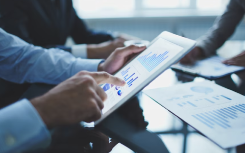 平安银行股价跌破10元，市场在担忧什么？