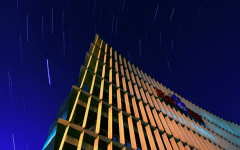 百度2024第一个决定，“省了”36亿美元