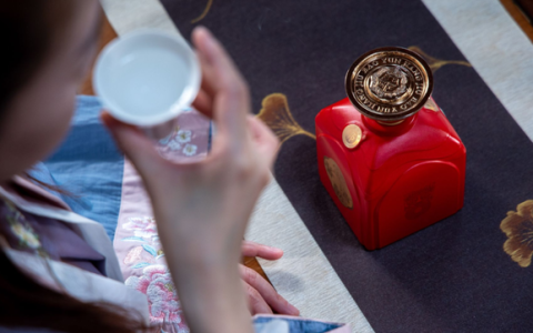 国台酒业，为何对「酱酒第二股」念念不忘？