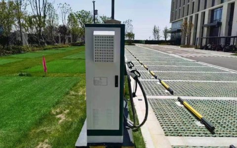 国产充电桩企业，开始海外掘金