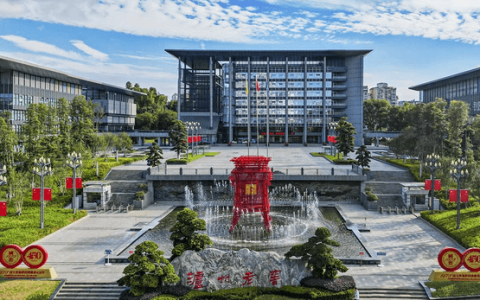 泸州老窖，用「新质生产力」打开白酒天花板