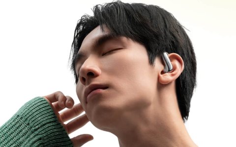 字节豆包推出AI智能体耳机Ola Friend  售价1199元