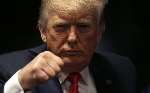 特朗普新节目，夫妻双双发币把钱赚