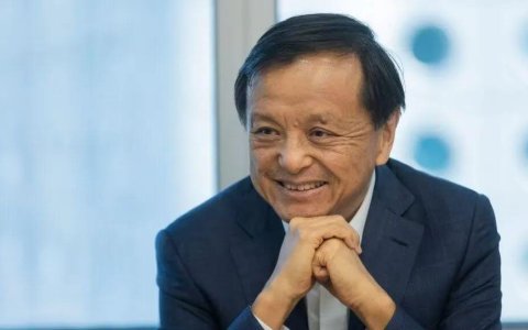 对话李小加：从港交所总裁到小微企业「滴灌者」