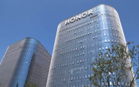 荣耀开启IPO，A股将迎2000亿「AI终端第一股」？