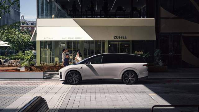 理想汽车首款纯电SUV理想i8正式发布 全国统一零售价