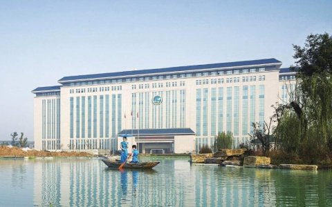 古井新名片：从「非遗酿造」到「灯塔工厂」