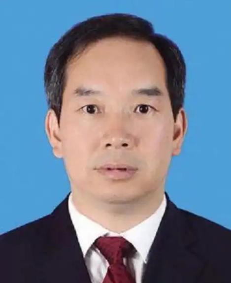 重磅！贵州茅台“换帅”：能源大佬接掌酒业巨轮，七年五度易主背后的周期考题