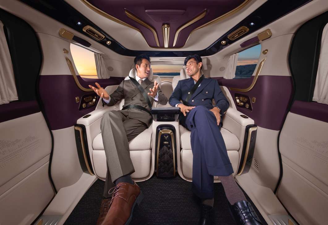 中国企业家的“终极答案” 岚图梦想家山河70.99万元上市