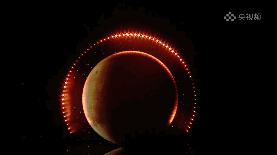 视听共振,心灵同频!《鸿蒙星光盛典》照亮“在一起”的心路