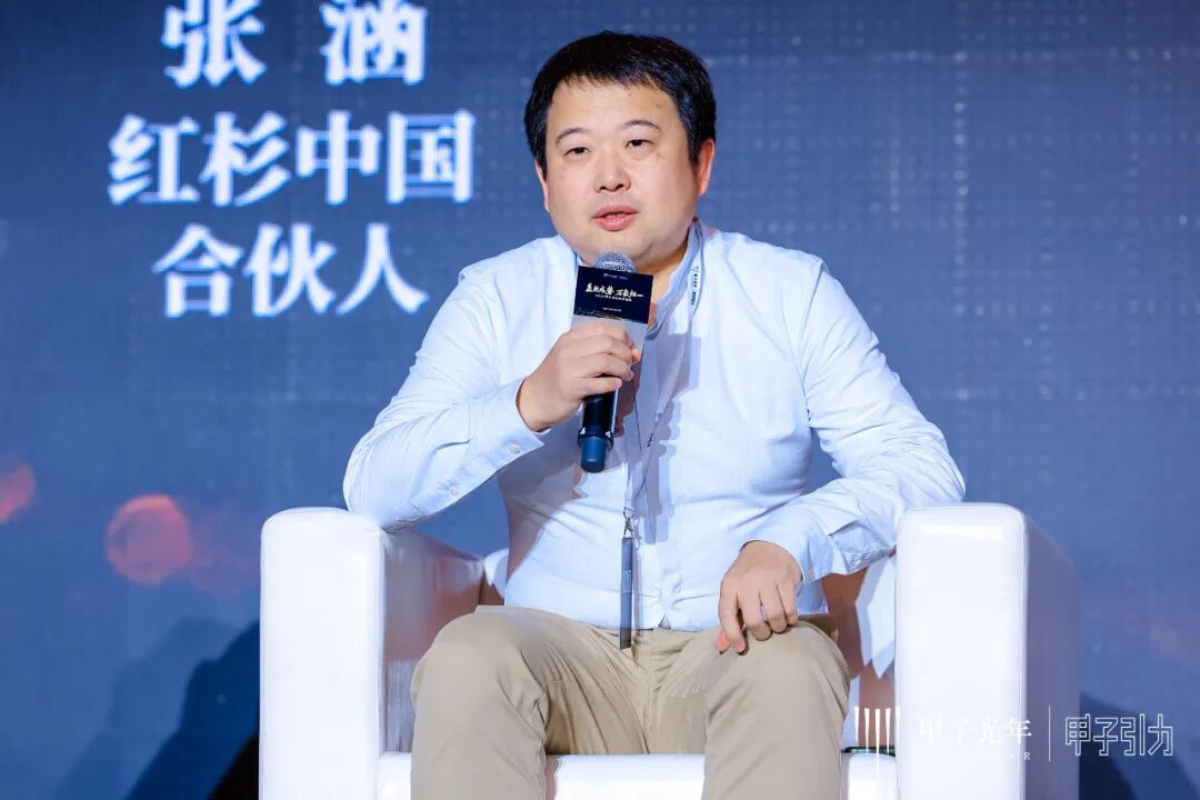 2000+人次到场，70余位大咖激辩AI下半场生存法则，「2025甲子引力年终盛典」圆满落幕 ｜ 甲子引力