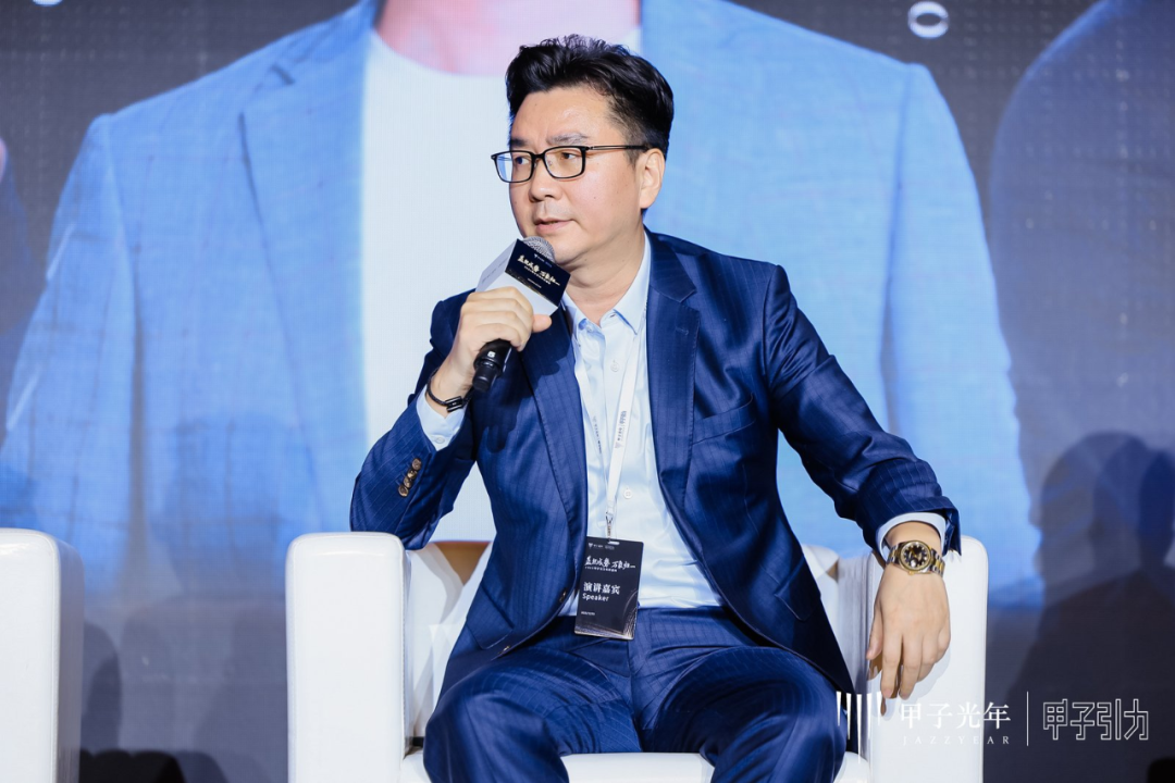 2000+人次到场，70余位大咖激辩AI下半场生存法则，「2025甲子引力年终盛典」圆满落幕 ｜ 甲子引力