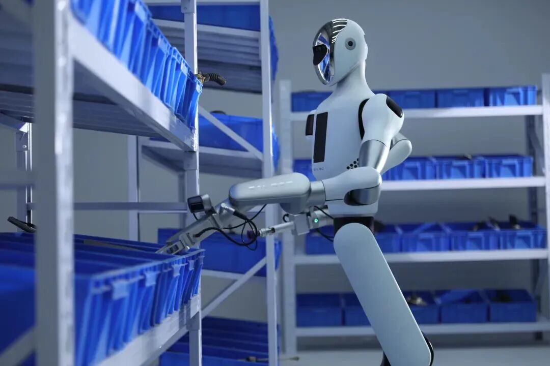 银河通用拿下工业最大订单,拆解千台机器人落地背后的真功夫