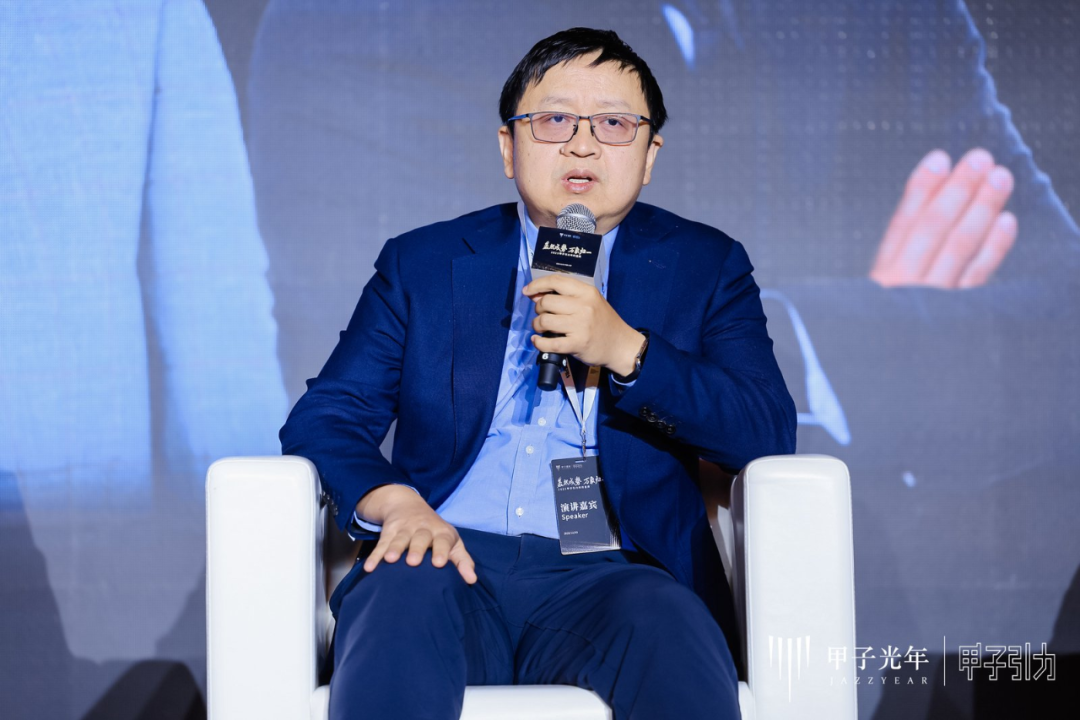 2000+人次到场，70余位大咖激辩AI下半场生存法则，「2025甲子引力年终盛典」圆满落幕 ｜ 甲子引力