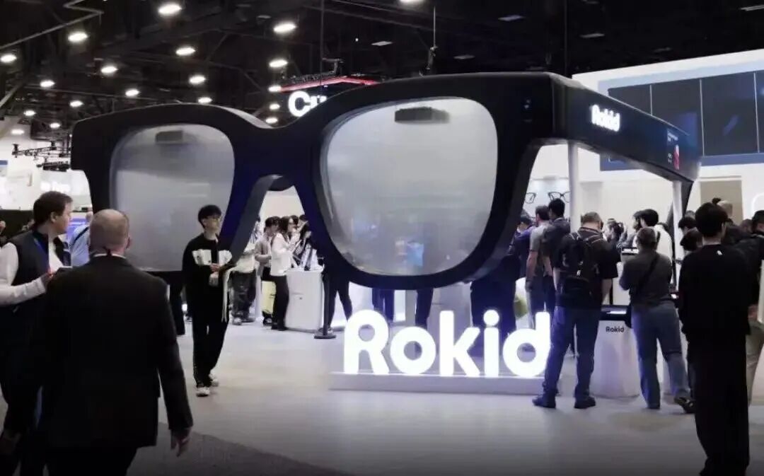 对话Rokid祝铭明：AI时代的终极终端是眼镜，手机将成算力配件