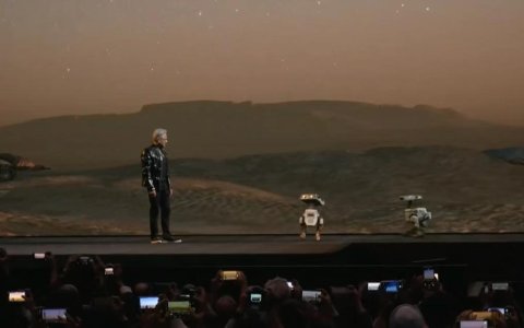 黄仁勋新年首秀：除了Rubin芯片,还重新定义了数字员工和物理AI