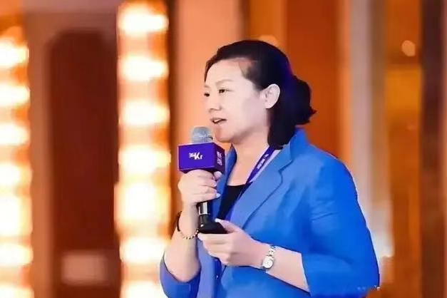 大润发母公司高鑫零售CEO失联，履职仅两个月