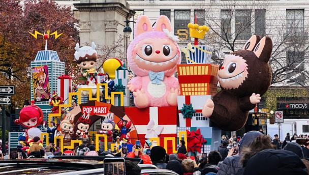 最近，英国首相见了泡泡玛特王宁