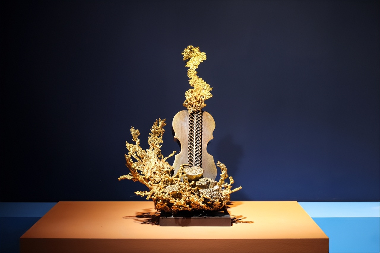 朱炳仁熔铜20年：从青铜时代迈向熔铜时代