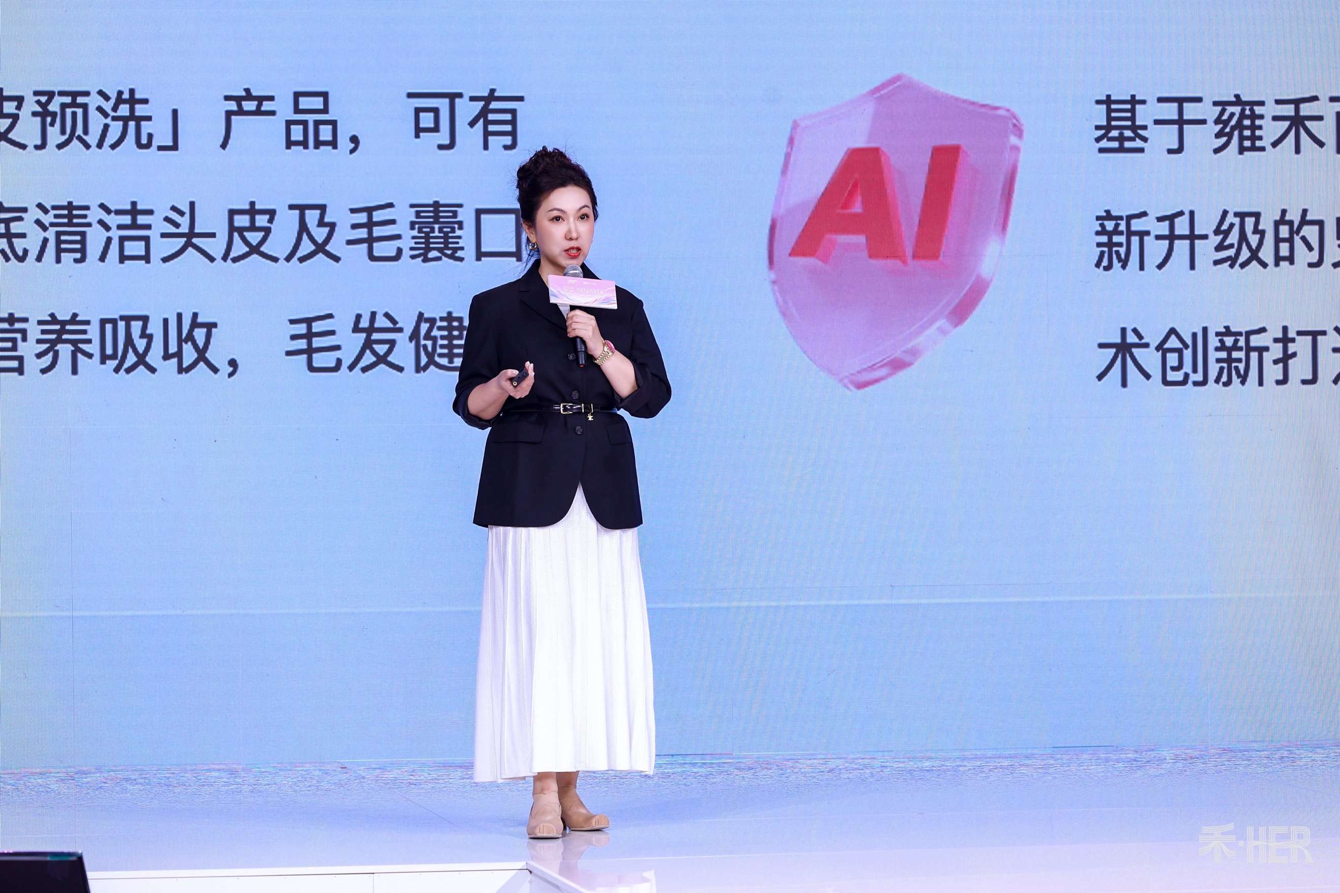 雍禾植发升级女性品牌战略，联合小红书发布美学植发新趋势新标准