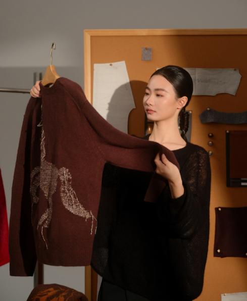 麦檬 X 朱炳仁·铜 2026新春联名「马到春晓」系列