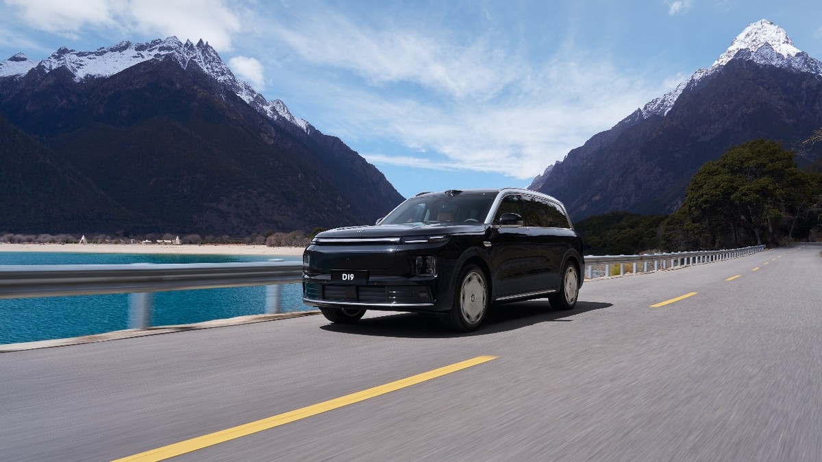 售21.98万起，零跑D19携增程500km纯电续航、双高通8797芯片登场