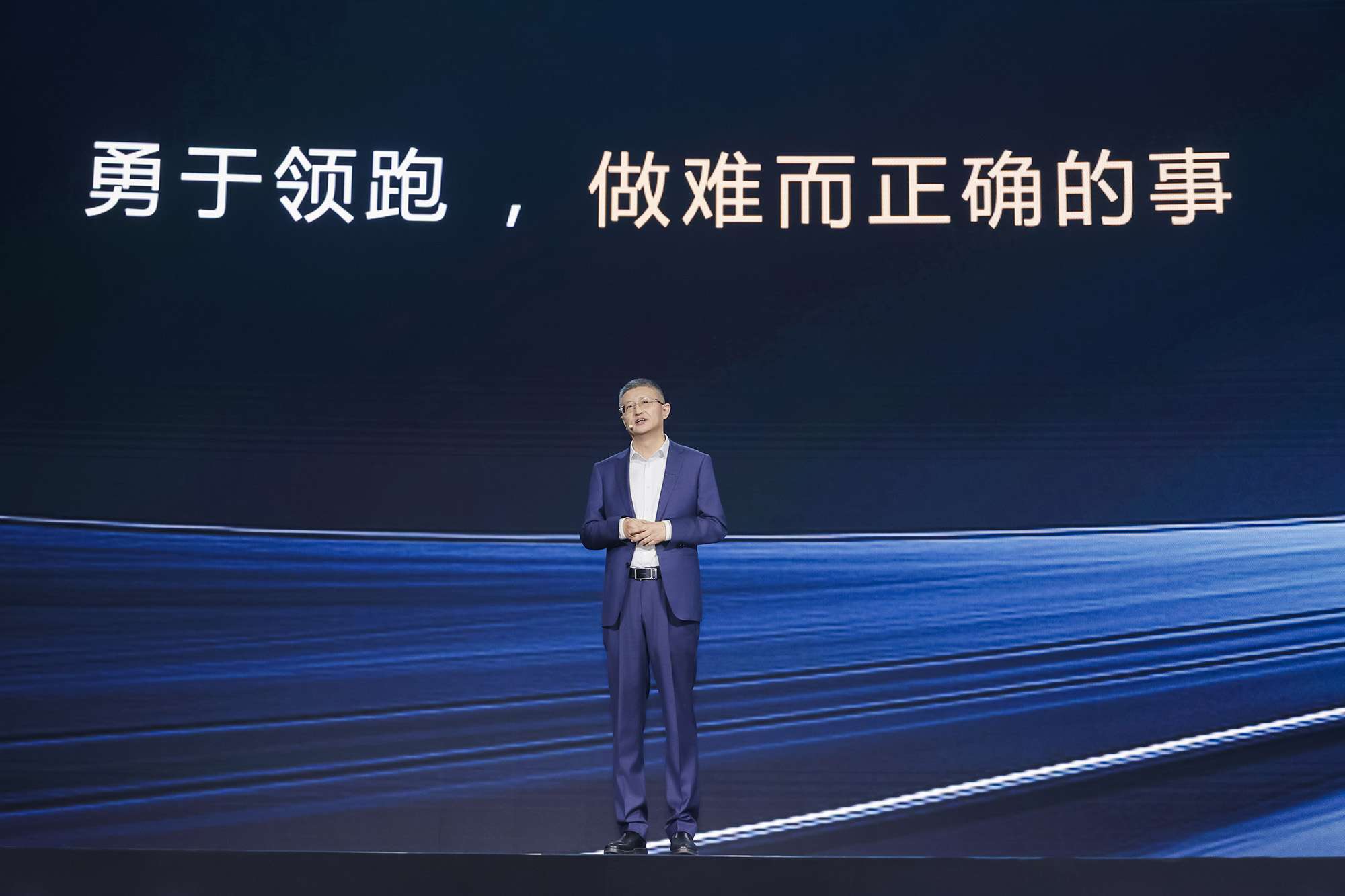 宁德时代超级科技日重磅上新，引领多化学材料体系全面突破