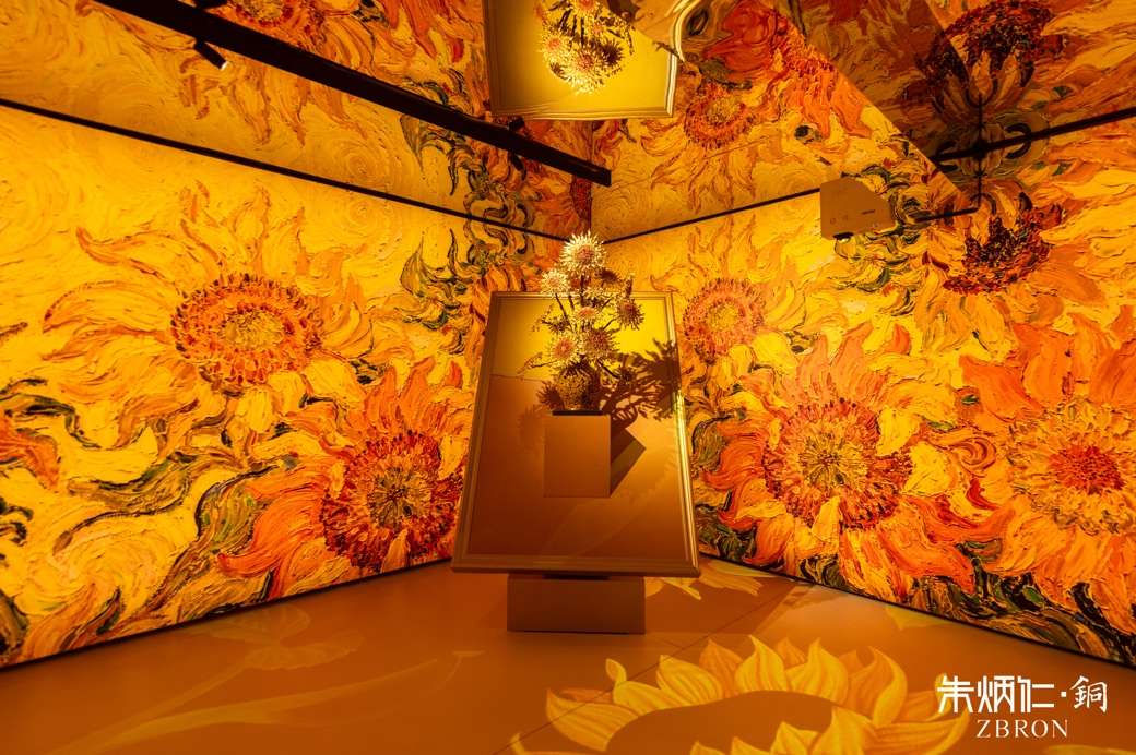 熔铜廿载，天葵花开，首届熔铜艺术节暨朱炳仁798新馆在京启幕