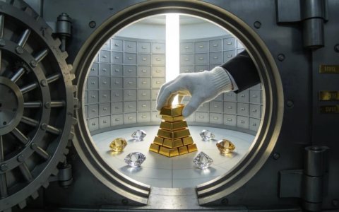 热搜之后看招行：那条被突出的护城河，还牢吗？