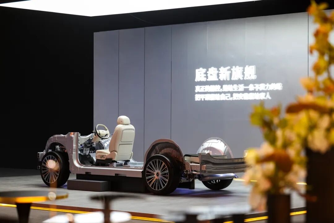 大六座小鹏GX来了，何小鹏的旗舰产品这次成了？