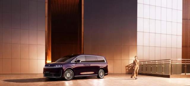 ­­智界V9上市发布，售价38.98万-51.98万元，重塑MPV高端市场格局