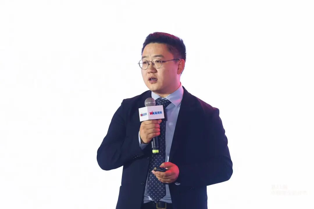 潮起新声!8000人奔赴的零售商业盛宴有多“王炸”?