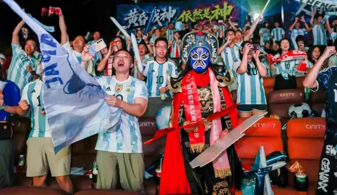 AI时代,小红书的活人感值多少钱